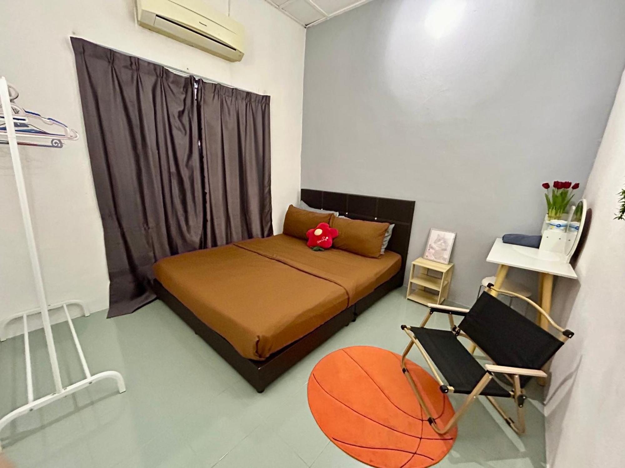 Heritage Cozy Entire 3 Bedroom House At Kijang Alma Μπουκίτ Μερταχάμ Εξωτερικό φωτογραφία
